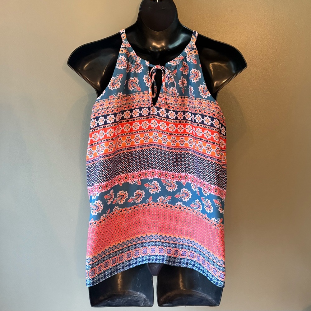 Halter-Neck Top - Picture 2 of 3